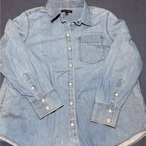 Banana Republic classic denim shirt